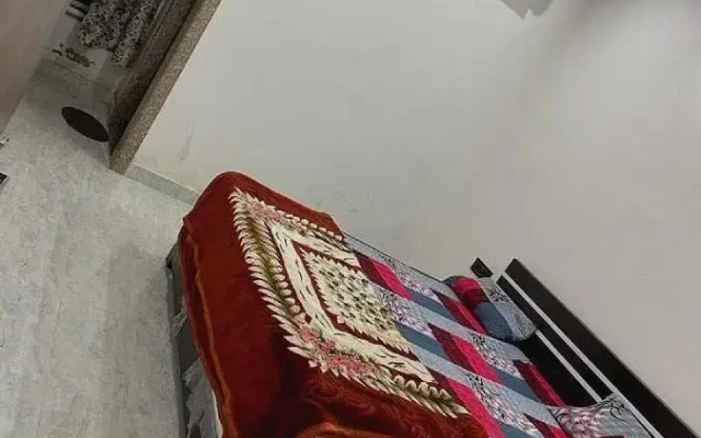 Oyo Flagship 808003 Hotel Bhavya Inn