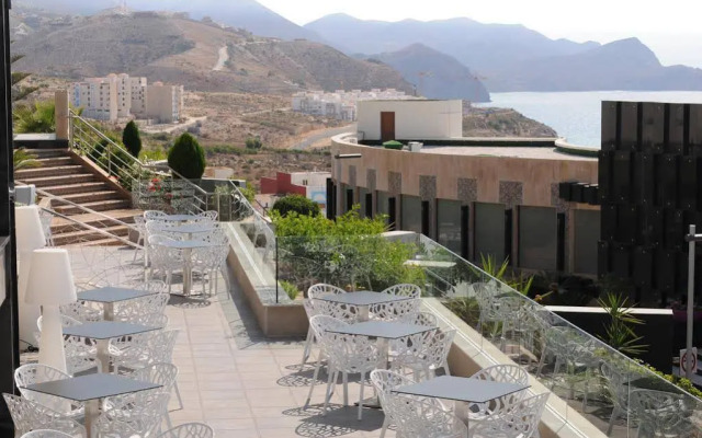 DWO Mira Palace