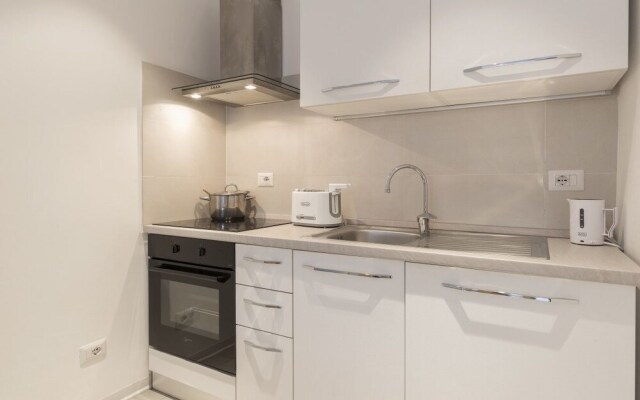 Modern 2 Beds Flat 5 Mins From Trastevere St