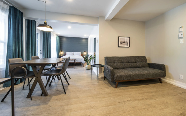 Square Victoria Maison Hôtelière