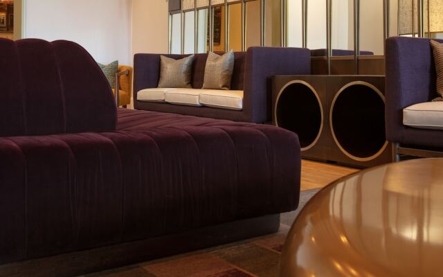 Hotel Henry Buffalo, Curio Collection By Hilton
