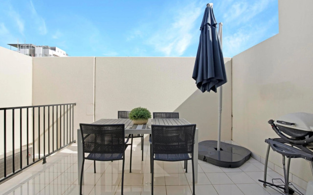 Swainson on O'Halloran