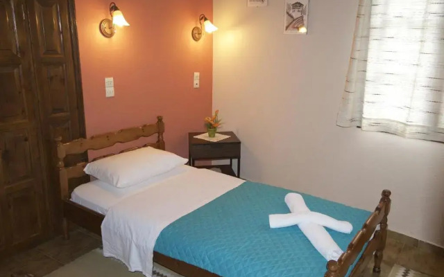Ria Rooms