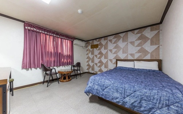 Boryeong Hyeondae Motel