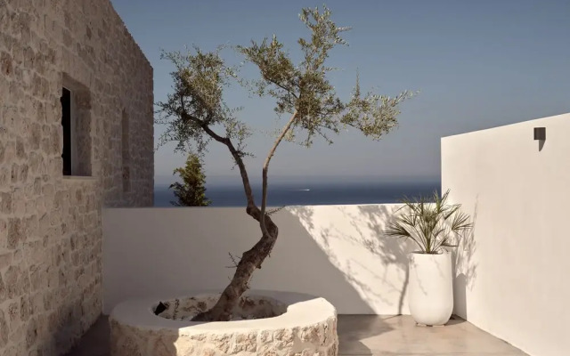 Design 3-bed Villa With Infinity Pool in Zakynthos