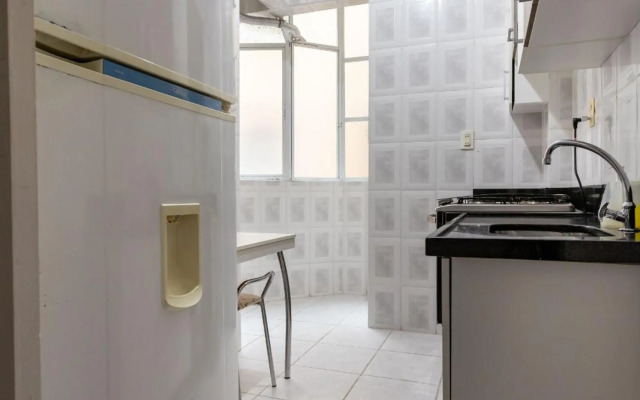 Pineapples PM203 - Moderno apartamento em Ipanema