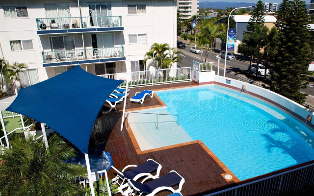Raffles Royale