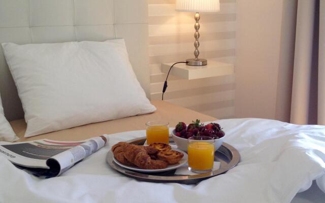 Downtown Premium with Garage