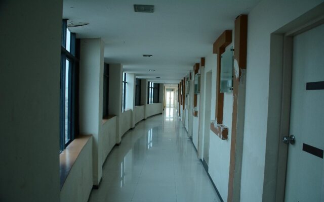 Hotel Galaxy Residency