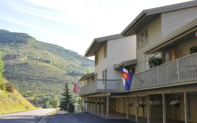 Sandstone Residences by Gore Creek Properties