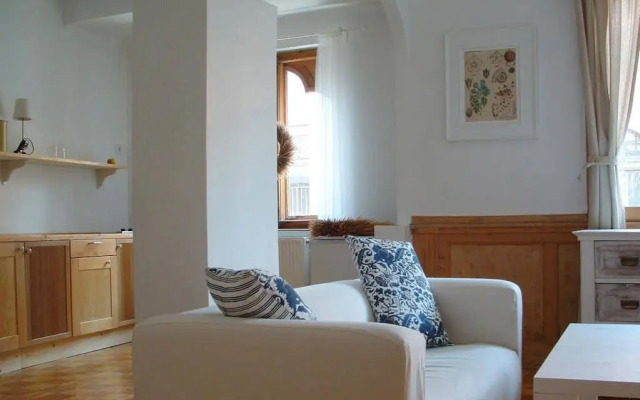 Opera Apartments