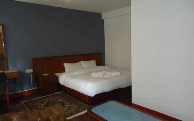 Hotel Earth House