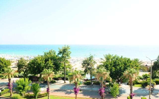 Kleopatra Beach Yildiz Hotel