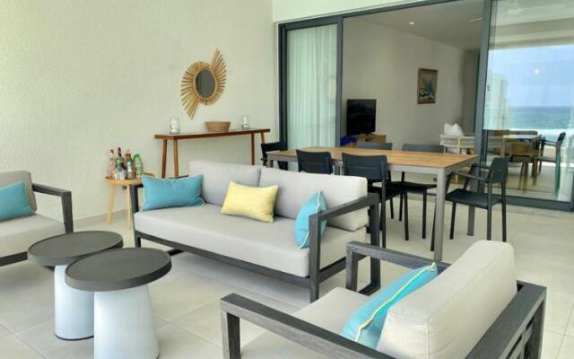 East Coast Beachfront Luxury - Eastern Blue Apartments