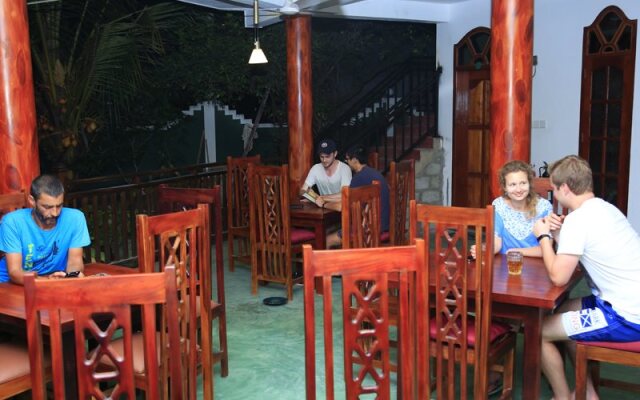 La Safari Inn