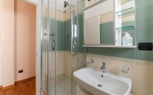 Piazza Bologna Terrace Apartment With Parking
