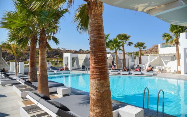 Tropicana Hotel , Suites & Villas Mykonos