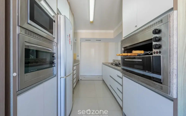 Cozy 3BR apt W/balcony sea View Cet1702