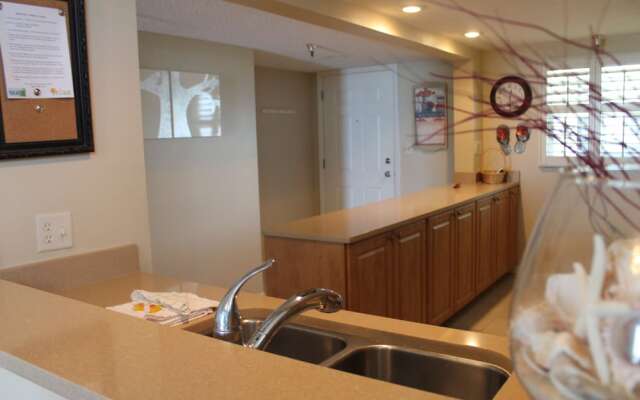 Quiet Waters 5F Apartment
