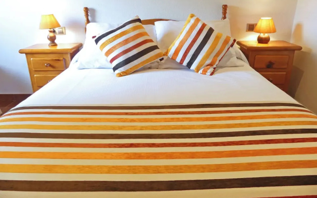 Masia Ca La Caputxeta & Golf