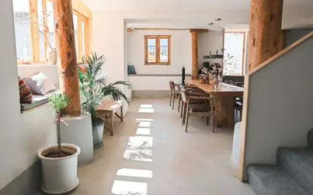 Hiking Story Homestay