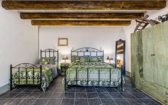 Authentic Sicilian Charm With Pool, Sea View, Parking & Wifi