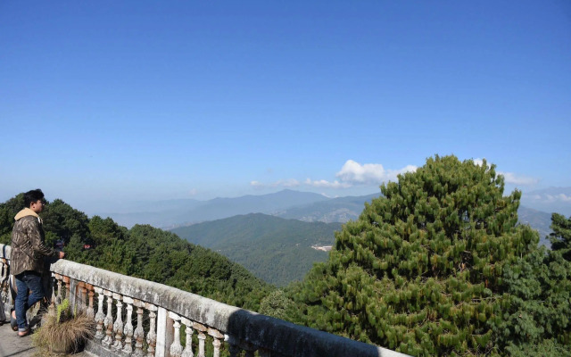 Langtang View Nagarkot Bed & Breakfast