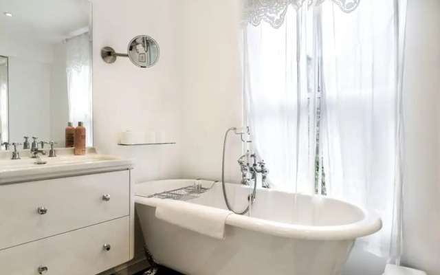 The Kensington Place Stylish 1bdr Flat