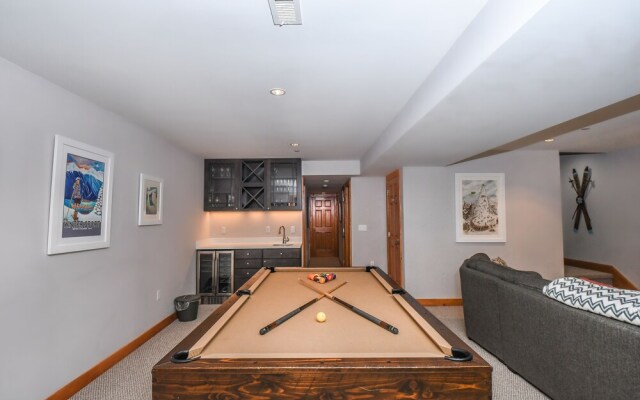 Mountain Crest Villa House