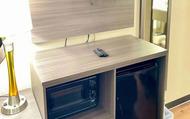 Super 8 by Wyndham Ithaca