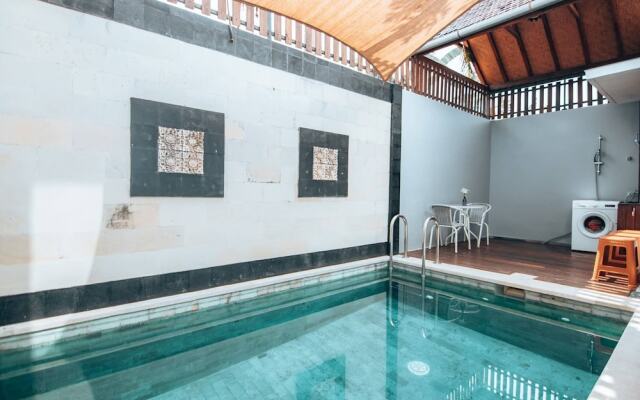 Hidden Oasis With A Pool+balcony & Private Rooftop