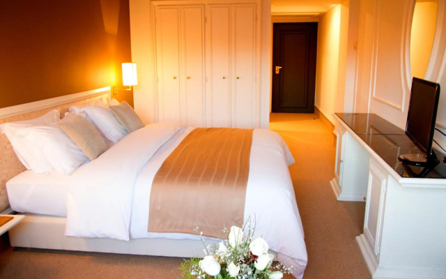 Travelodge Phuket Town