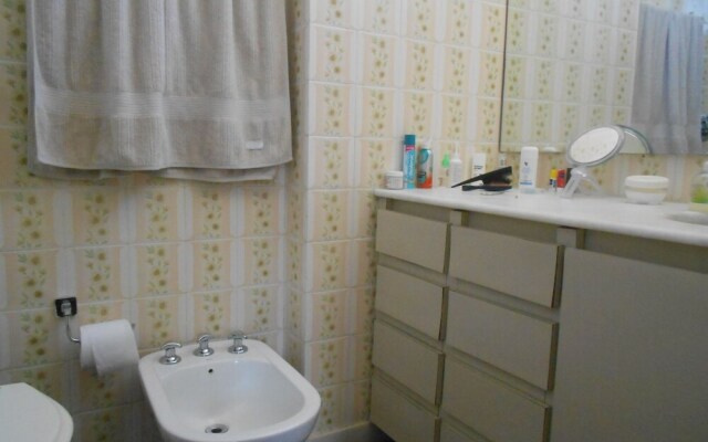 Gohouse - Cupertino 1104