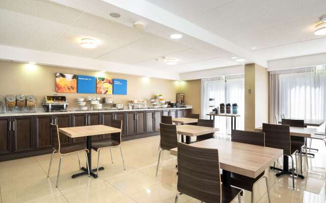 Comfort Inn Lakeshore