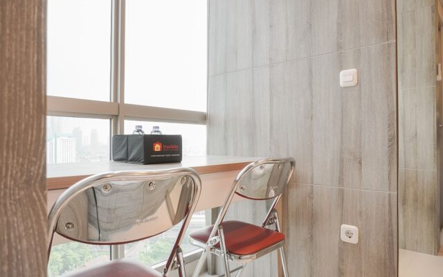 Stunning Studio at Ciputra World 2 Apartment