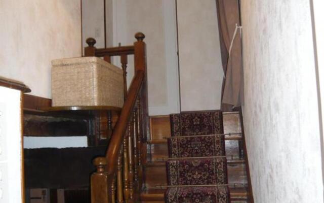 Gîte Saint-Pourçain-sur-Sioule, 5 pièces, 9 personnes - FR-1-489-60