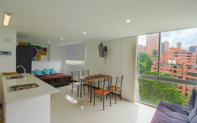 El Tesoro Studio Apartment High Floor 16