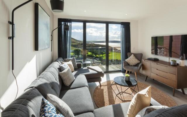 Byron Two Penthouse Apartment