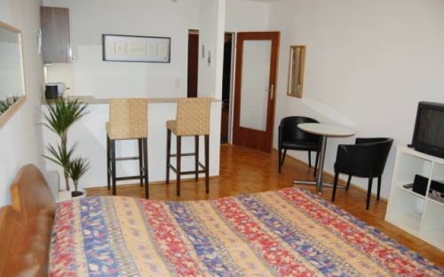 Vienna's Place Apartment Karlsplatz