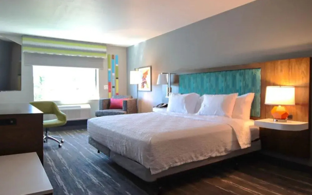 Hampton Inn Lead
