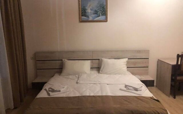 Royal Hotel