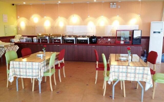 Home Inn Hotel