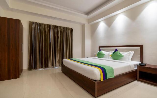 Treebo La Mirage Suite