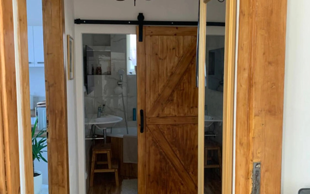 Apartment Anenská by Charles Bridge