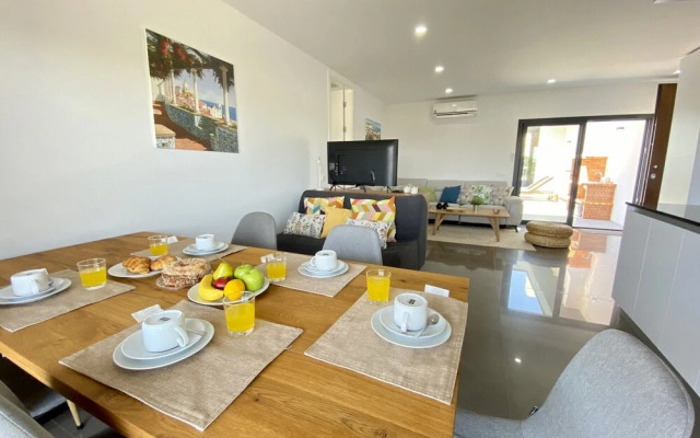 Tavira Grand Balcony With Pool by Homing