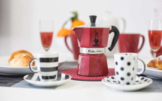 Modern spacious apartment with terrace, balconies, solarium & gym