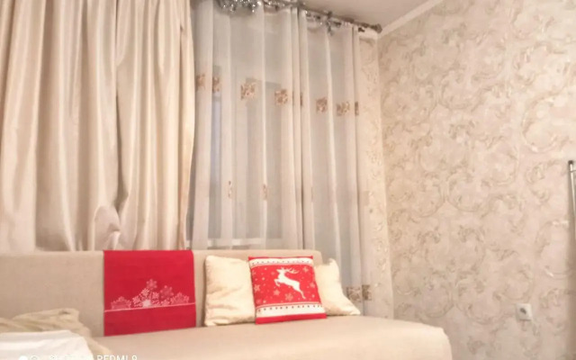 Apartments on 152 Monastyrkaya Street