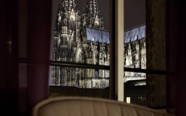 Hotel Mondial am Dom Cologne MGallery Collection