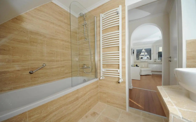 Exklusiv Wohnung Nika