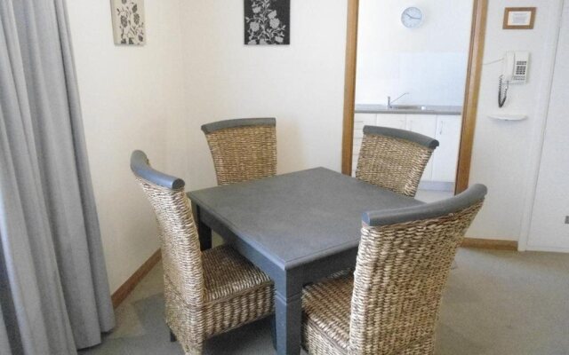 Ashwood Apartments
